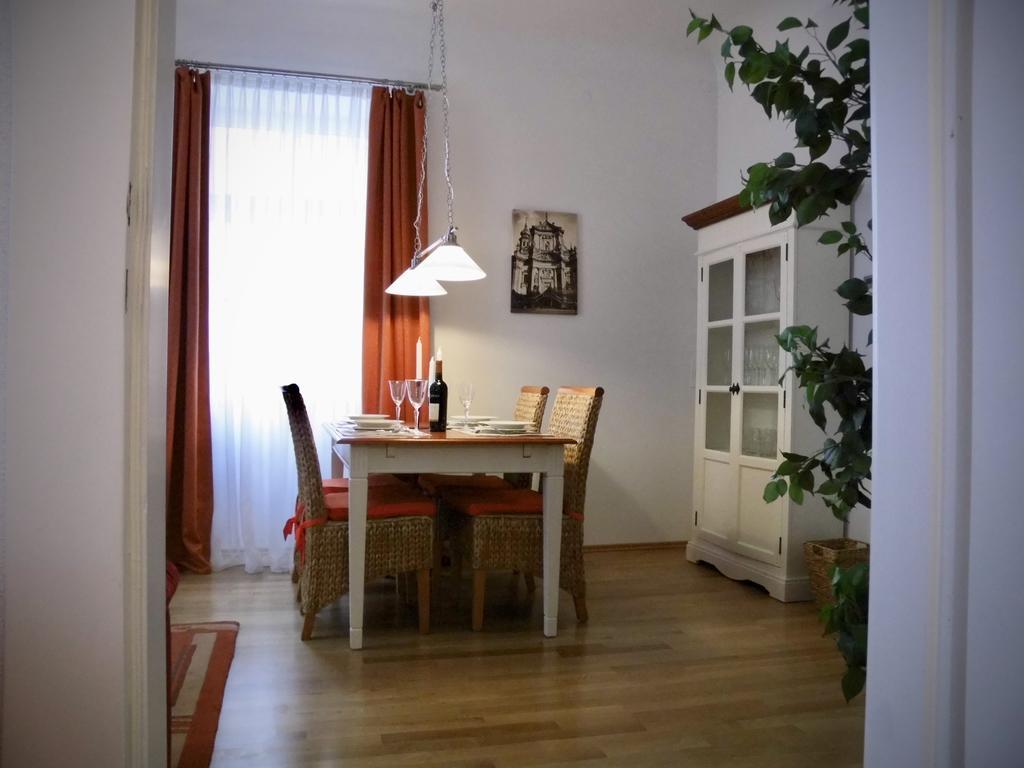 Ihr Domizil Auf Zeit In Wuerzburg Apartment Exterior photo